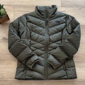 The North Face Women's Green Puffer Jacket size large